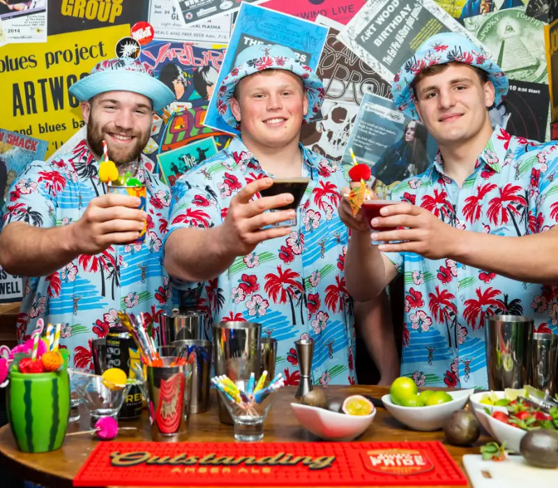 Corporate-Events-picture-hawaiian-shirts